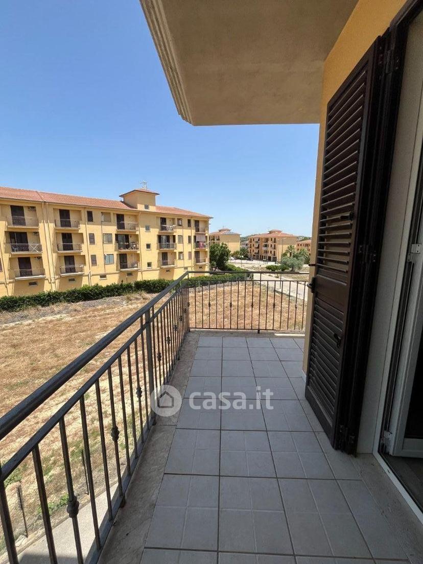 Appartamento in Via Asse Attrezzato — foto 4 di 17