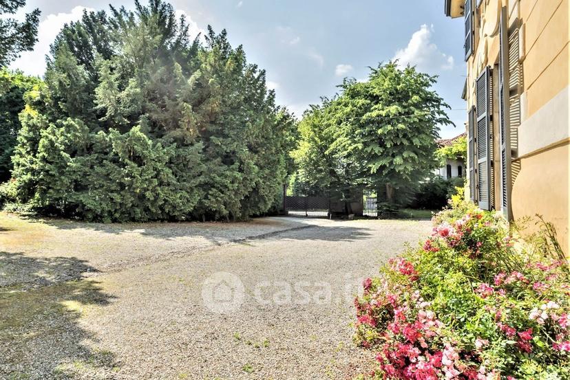 Villa in Viale Kennedy — foto 15 di 30