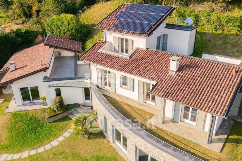 Villa in Via Paolo Carcano — foto 5 di 88