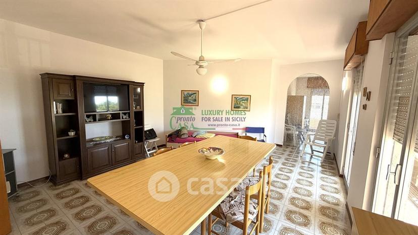 Appartamento in Via Capri — foto 3 di 23