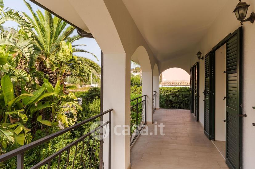 Villa in Via delle Fornaci — foto 39 di 41
