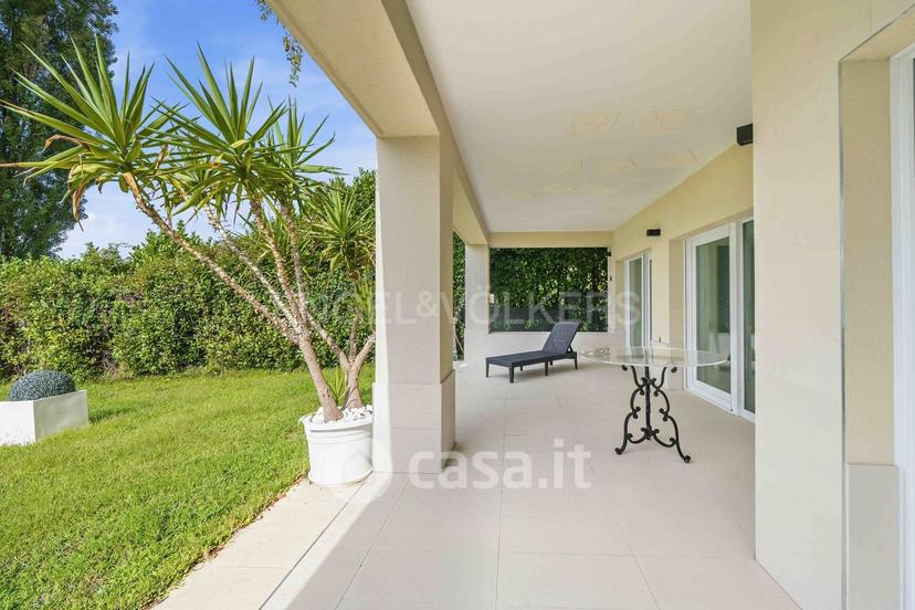 Villa in Via delle Carbonaie 14 — foto 17 di 38