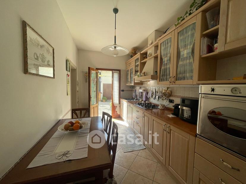 Villa in Via Argine Dx Novissimo — foto 32 di 85