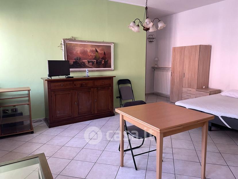 Monolocale in Via Cernaia — foto 17 di 22