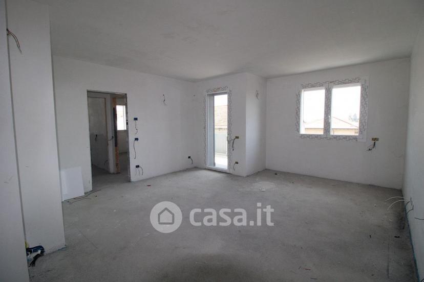 Quadrilocale in Via Achille Grandi 17 -3 — foto 6 di 44