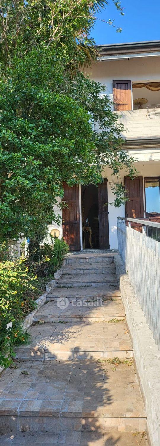 Trilocale in Via Vittorio Veneto — foto 3 di 46