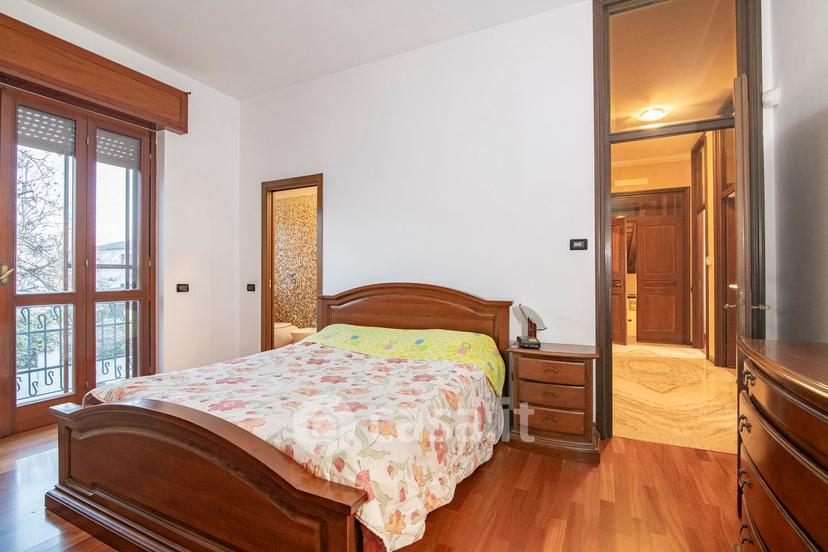 Villa in Via dei Mille — foto 12 di 50