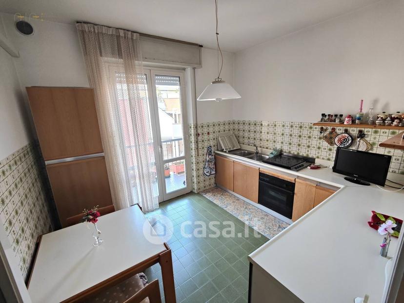 Appartamento in Via Parini 46 — foto 19 di 40