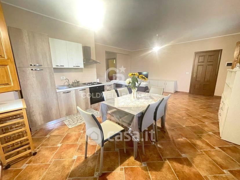 Trilocale in Via Algerazzi 24 — foto 2 di 17