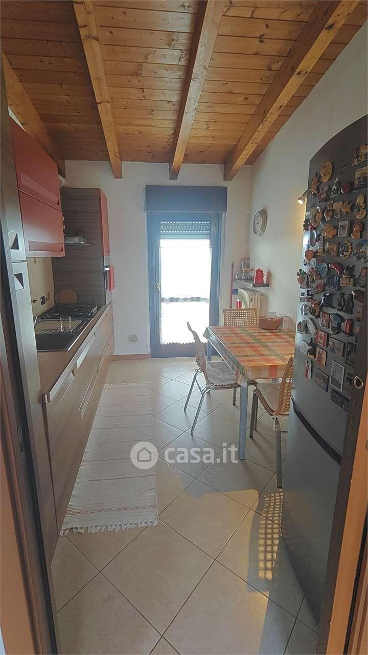 Trilocale in Via Peschiera 20 — foto 19 di 48