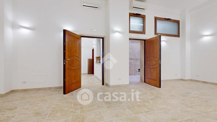 Trilocale in Via Ada Negri — foto 9 di 17