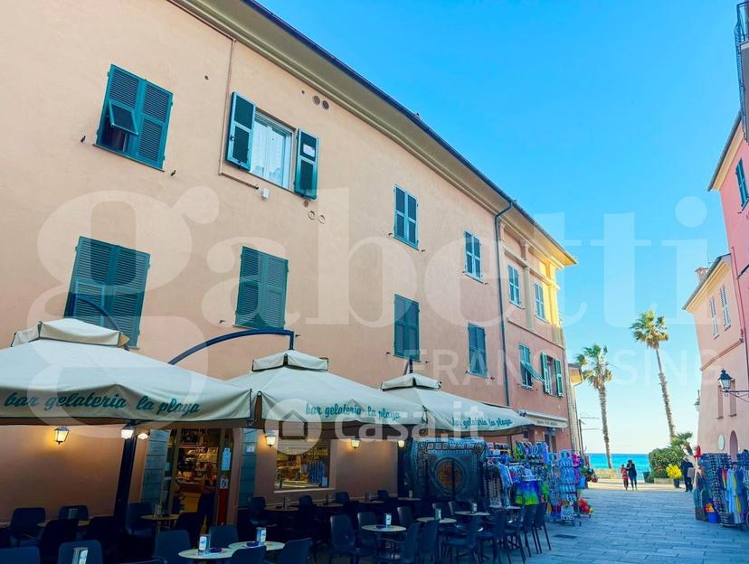 Bilocale in Piazza Giuseppe Garibaldi — foto 16 di 22
