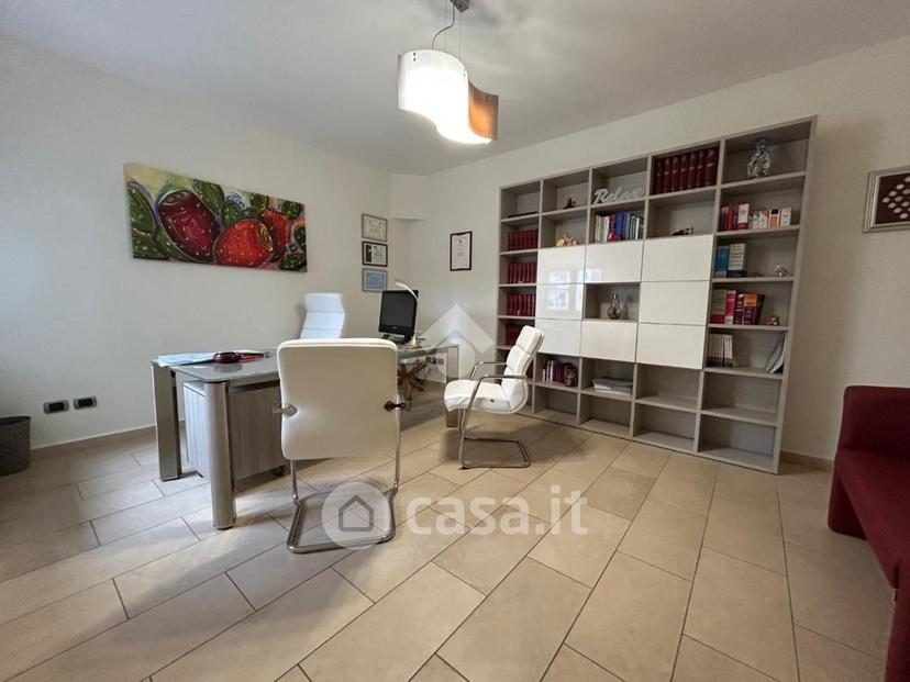 Trilocale in Via Vincenzo di Benedetto — foto 3 di 20