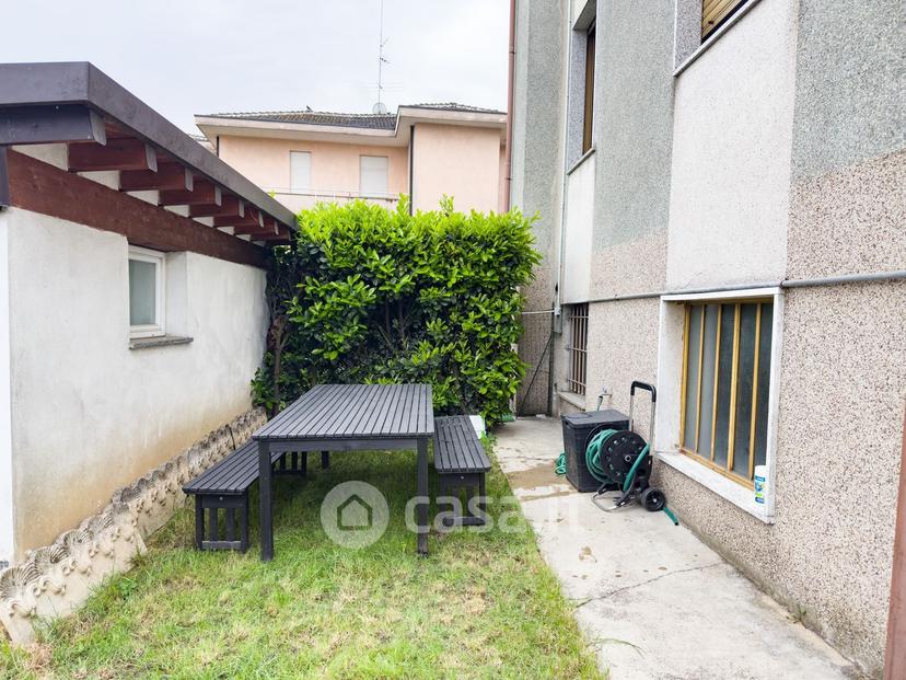 Trilocale in Viale Italia 66 — foto 52 di 63