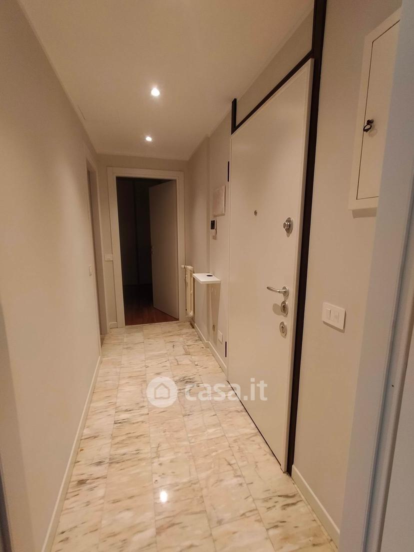 Bilocale in Via Veneto 8 — foto 4 di 17