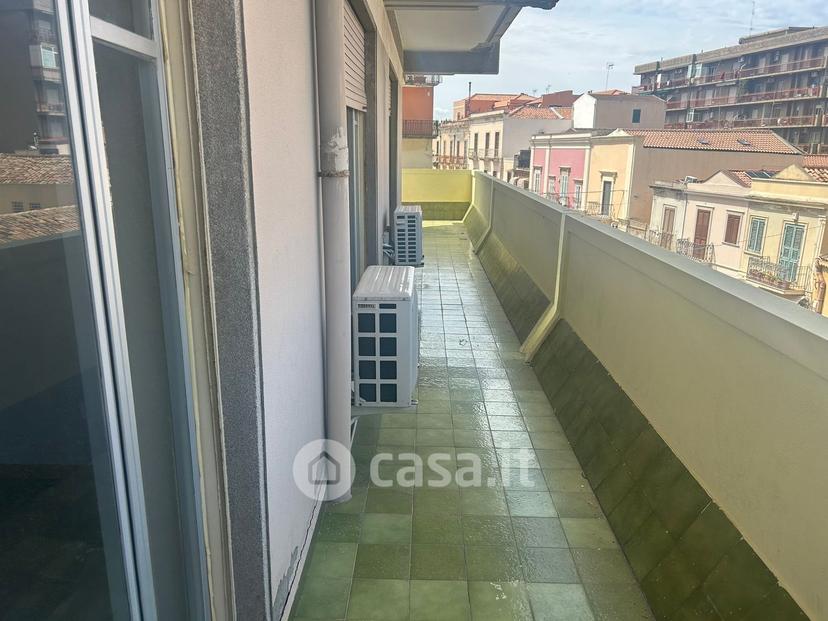 Stanza in Piazza Roma — foto 20 di 23