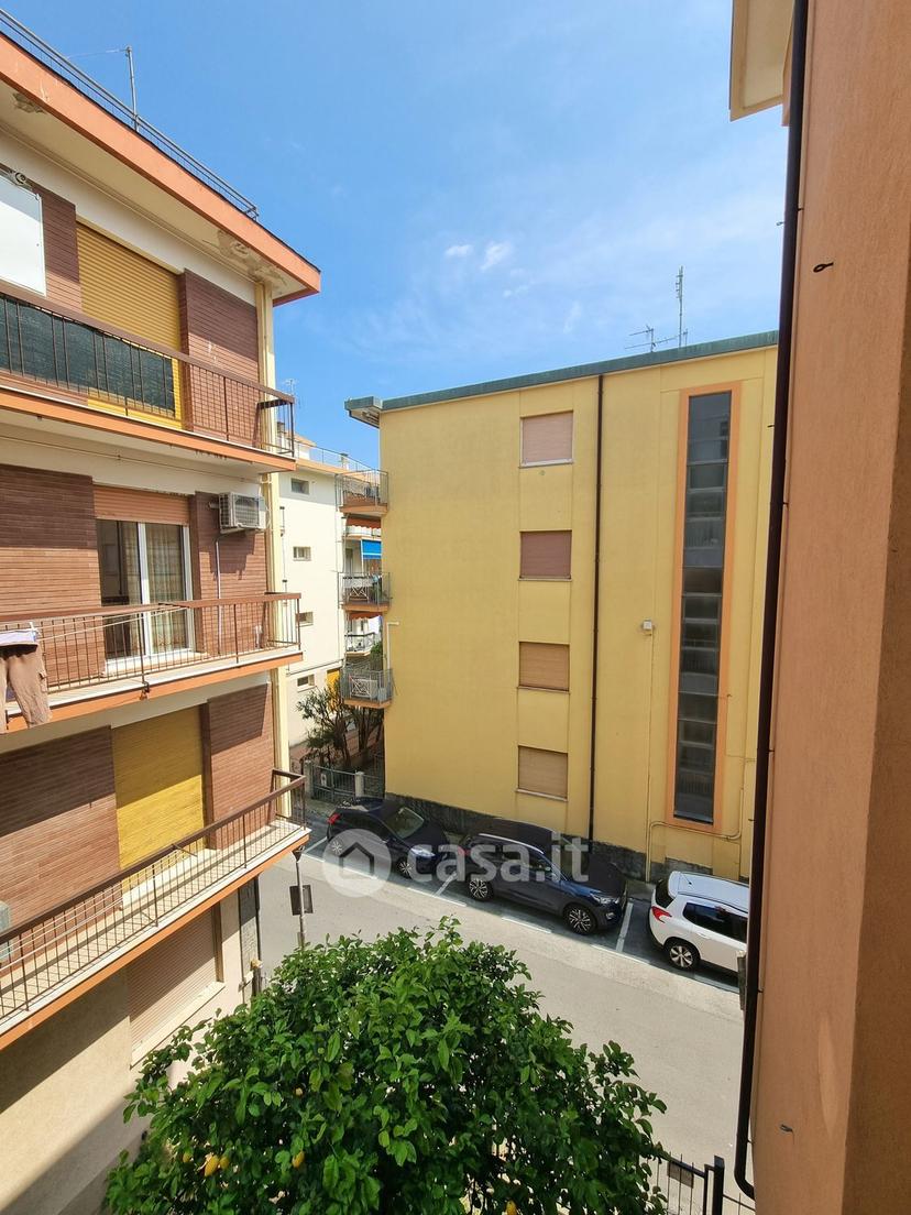 Quadrilocale in Via Liguria 1 — foto 25 di 31