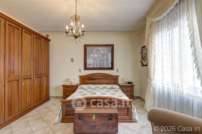 Villa in Via Bracciano — foto 33 di 50