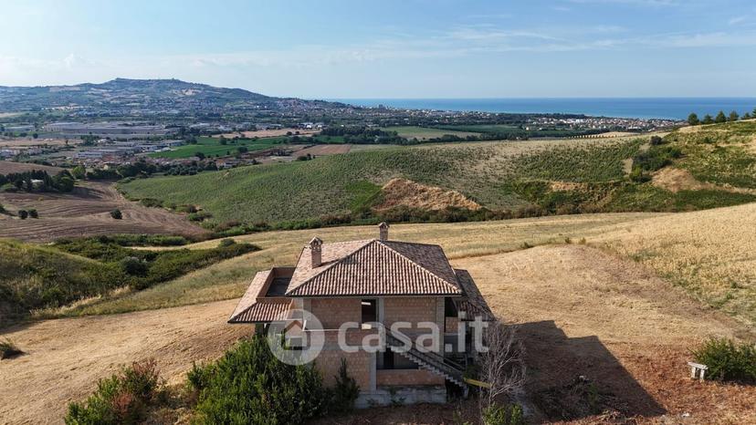 Villa in Via Colle Morino — foto 3 di 25