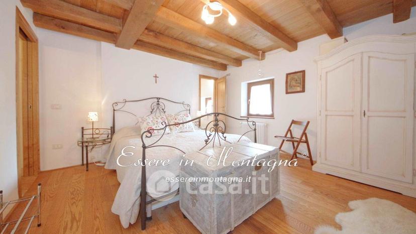 Villa in Via Faidello 45 — foto 3 di 69