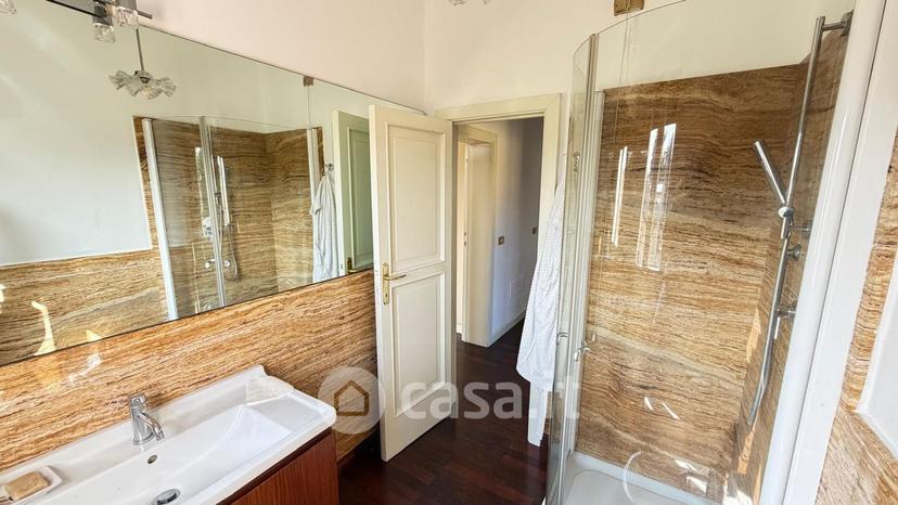 Trilocale in Via Monsignor G. Rizzi 58 — foto 35 di 37