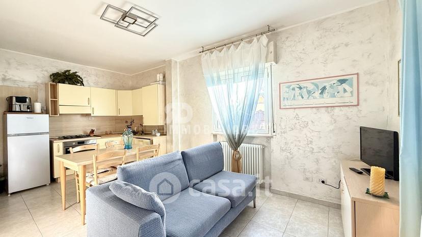 Trilocale in Viale Augusto Galli — foto 4 di 12