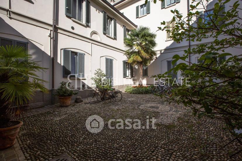 Trilocale in Via Massimo d'Azeglio 11 — foto 37 di 49