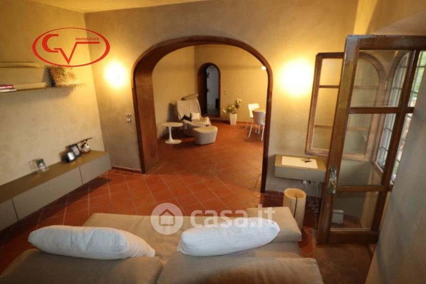 Villa in Via Chiantigiana — foto 10 di 24