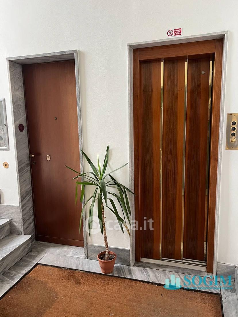 Trilocale in Viale Emilio Caldara 32
