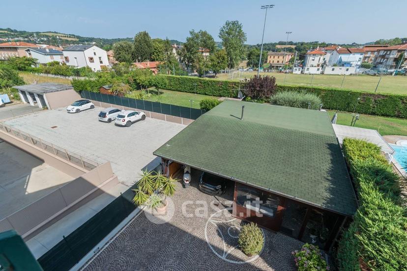 Appartamento in Via Romolo Liverani 44