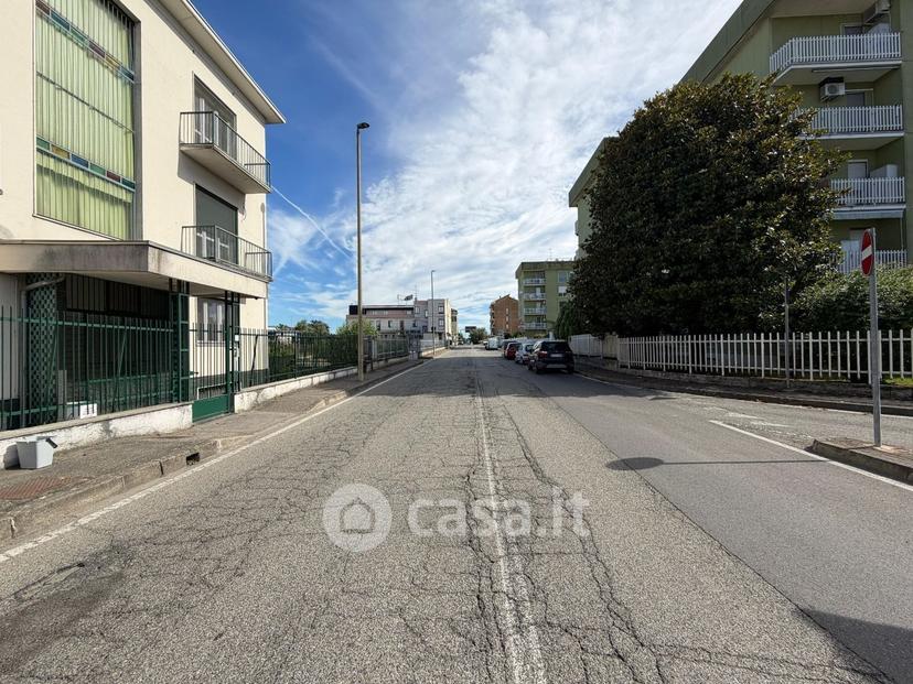 Quadrilocale in Via Girolamo Cardano 1 — foto 11 di 39