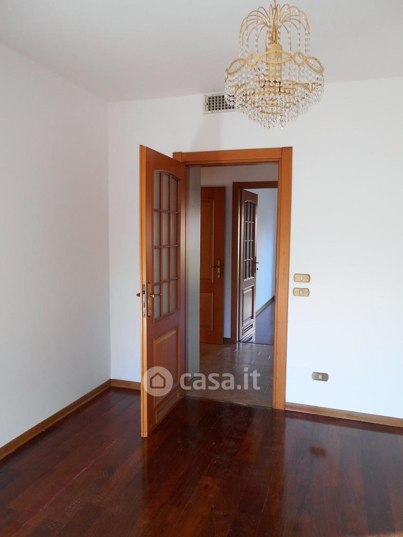 Quadrilocale in Via Ludovico Ariosto 6 — foto 7 di 29