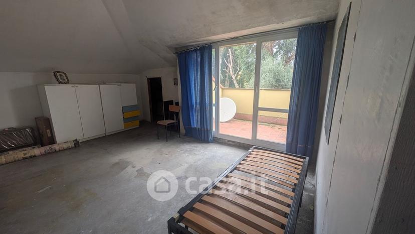 Villa in Via Fanny Roncati Carli — foto 10 di 26