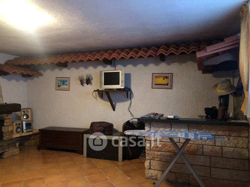 Villa in Via Giacomo Matteotti — foto 21 di 42