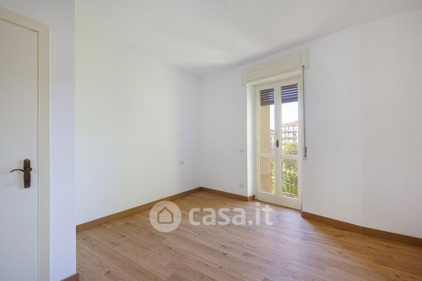 Villa in Via Angelo Cantoni 12 — foto 53 di 53