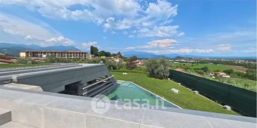 Villa in Via Monte Suello — foto 31 di 60
