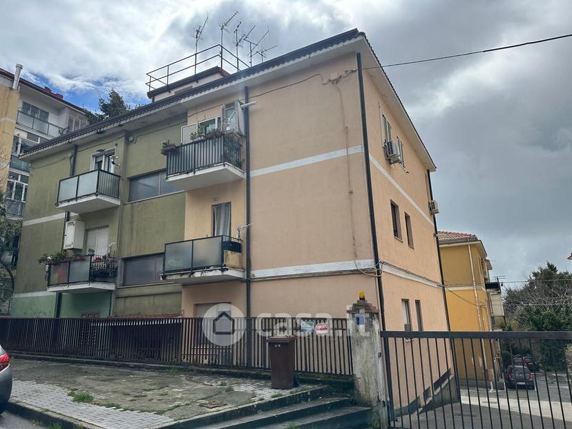 Trilocale in Via Bambinello Gesù