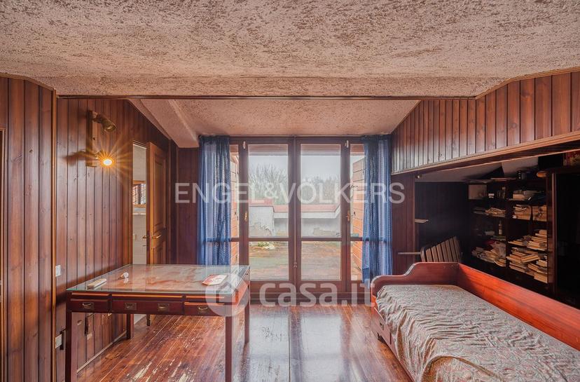 Villa in Via Scapacchiò — foto 7 di 21