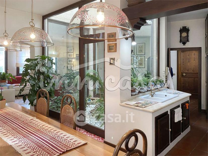 Villa in Via Giuseppe Soleri Brancaleoni 5 — foto 28 di 35