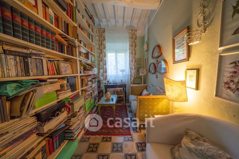 Villa in Via del Merlo — foto 17 di 99