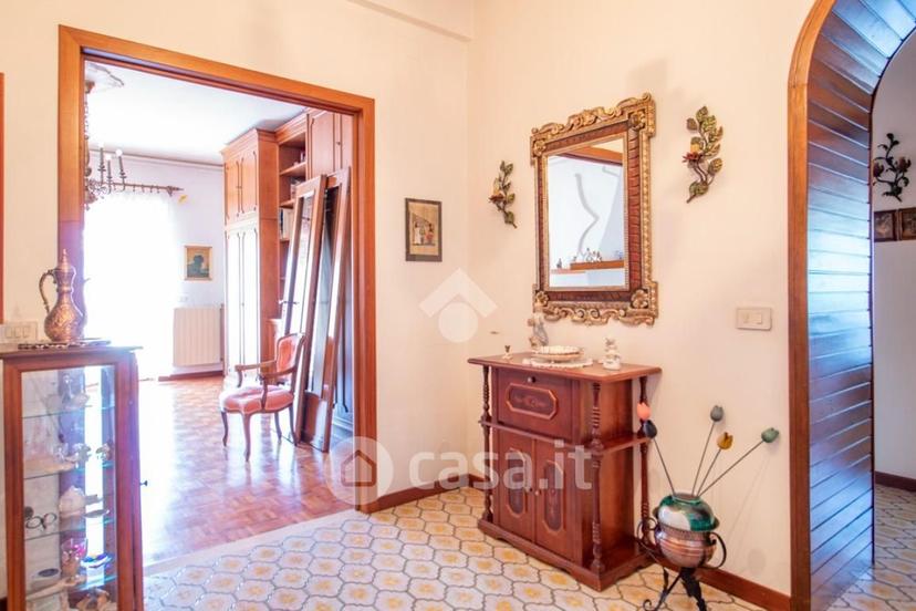 Quadrilocale in Via Liberato di Benedetto 72 — foto 4 di 31