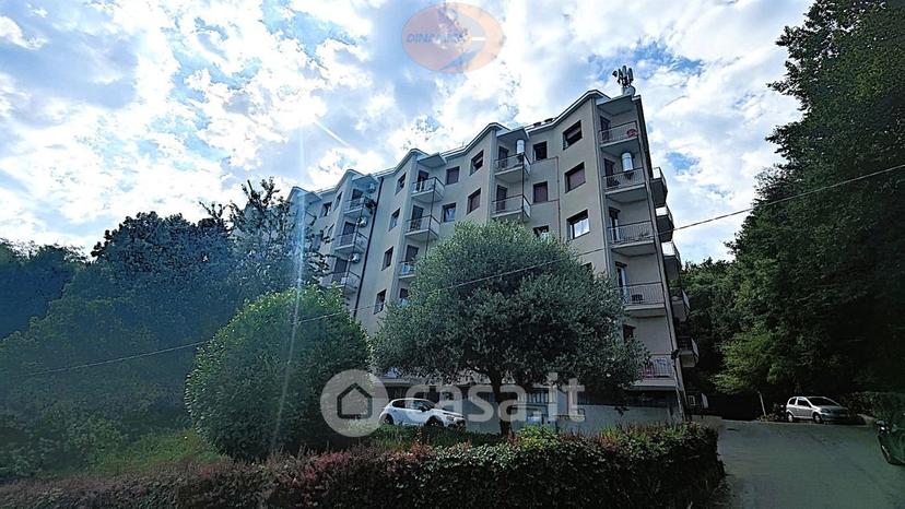 Trilocale in Via Monte Rosa 29 — foto 10 di 37