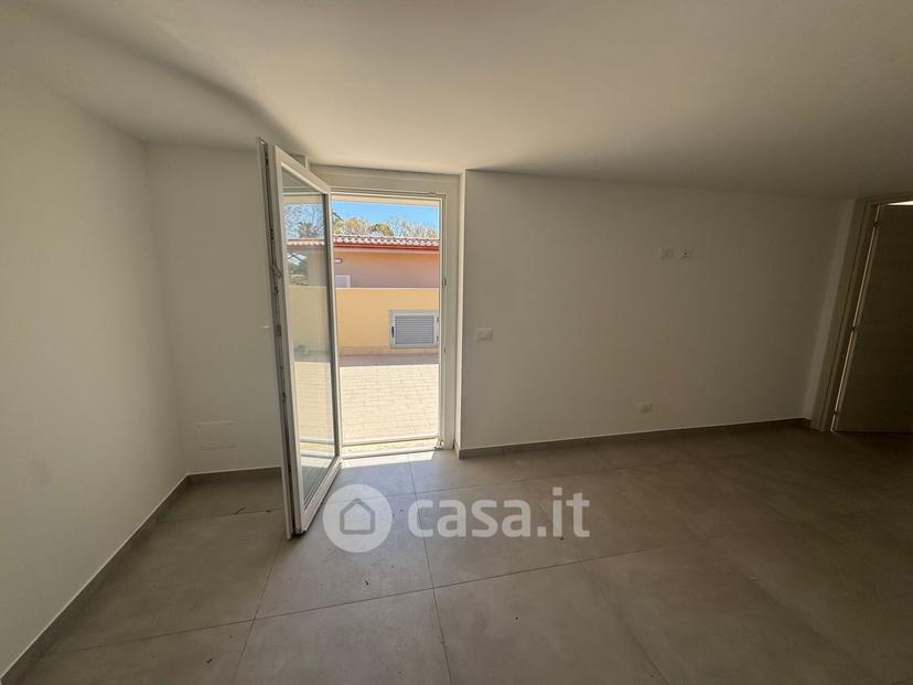 Villa in Via Terracina 58 — foto 16 di 61