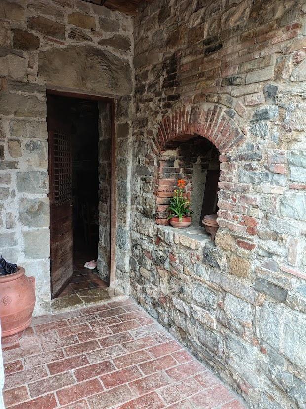 Villa in Strada Senza Nome 53011 — foto 35 di 45