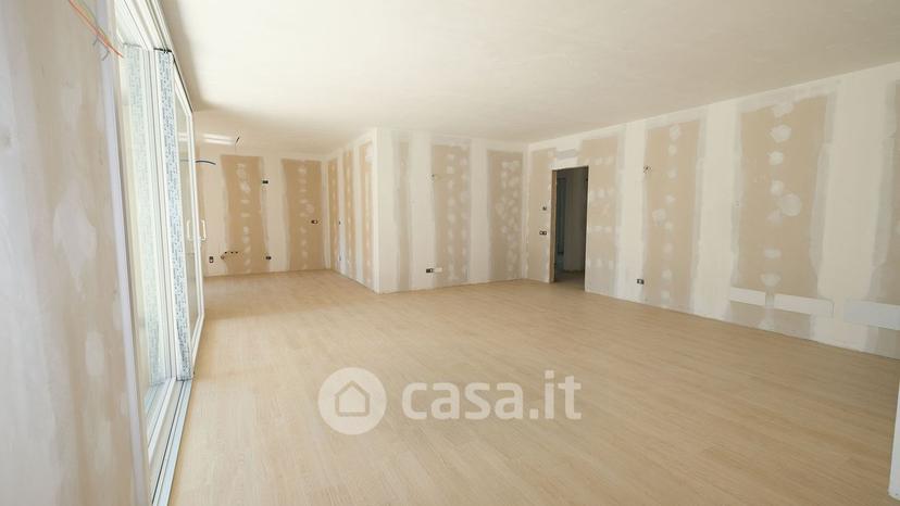 Quadrilocale in Via Giovanni Pascoli — foto 5 di 24
