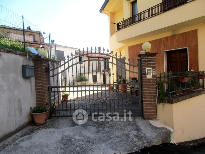 Bilocale in Via Fontana Colomba — foto 3 di 34