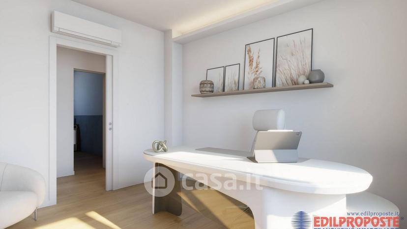 Quadrilocale in Via Vittorio Emanuele — foto 19 di 33