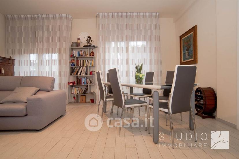 Appartamento in Via Bertoneri Oreste — foto 13 di 29
