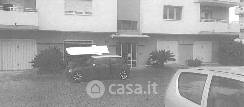 Quadrilocale in Via Carlo Marx — foto 2 di 32