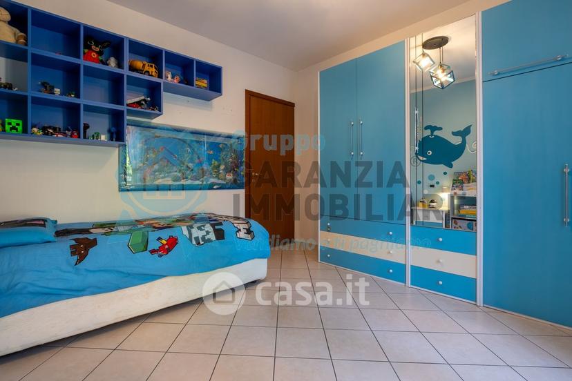 Trilocale in Via della Valle 34 — foto 7 di 36